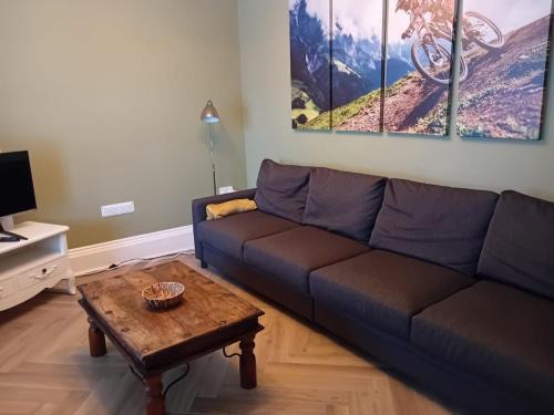 Machynlleth Casa | The House of Gnarrr