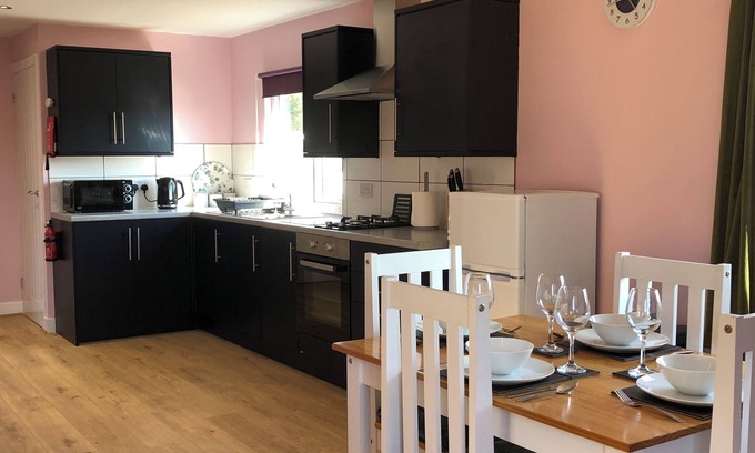 Bury St Edmunds Cabina | The Ideal Weekend Getaway in the Country - Wagtail Lodge