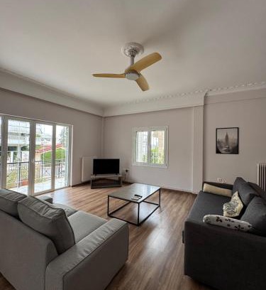 Glyfada Apartamento | The Ioustinianou Residence