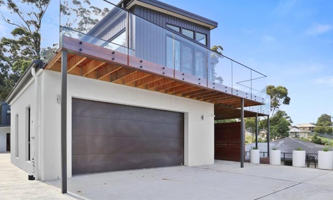 Merimbula Casa | The Lake House & Apartment