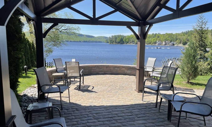 Schroon Lake Casa | “The Lake house” Private BEACH; SLEEPS 16!!!