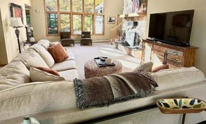 Alpena Casa | The Lake House