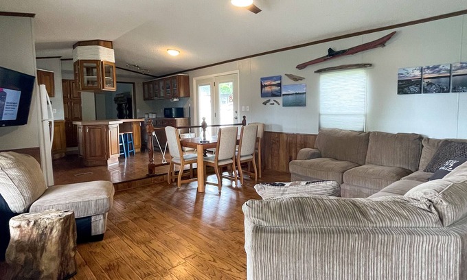 Dandridge Casa | The Lakeview! Cove-side retreat on beautiful Douglas Lake!