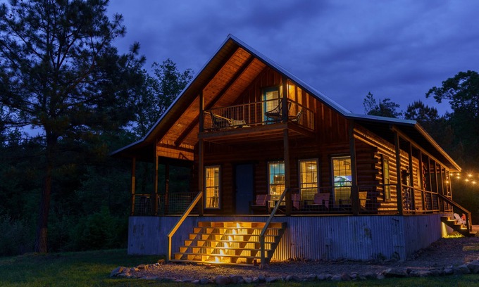 Murfreesboro Cabina | The Lazy Trout. Livin Lazy at the Little Missouri River