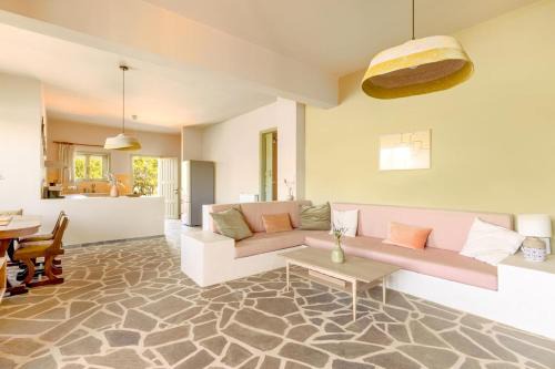 Varipetron Casa | The Leaf House