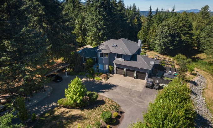 Mount Vernon Casa | The Lemelson Forest Estate