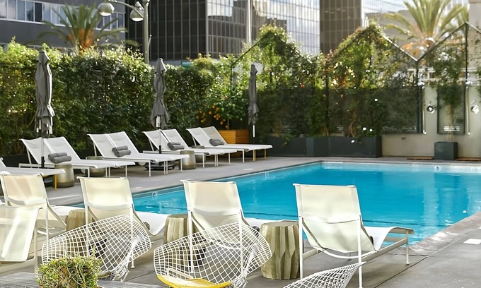 Wilshire Center Hotel | The LINE Hotel Los Angeles, 3x High-level Hollywood Hills View Double Rooms!