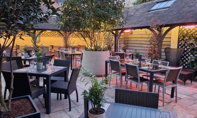 Brewood Hotel | The Lion Hotel