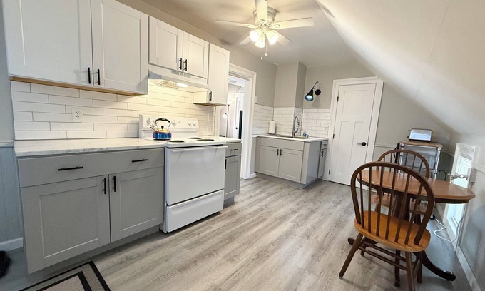 Honesdale Apartamento | The Little Nest in Historic Honesdale, PA - 3.5 blocks from Hospital