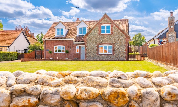 Holt Casa | The Lobster Pot, Blakeney, Norfolk