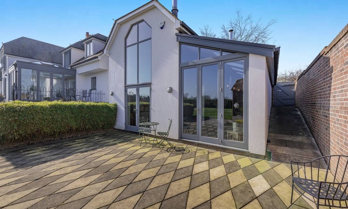 St Michaels Casa | The Lodge - Hallmark House