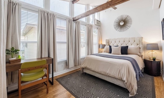 Lakeland Casa | The Loft at Raintree