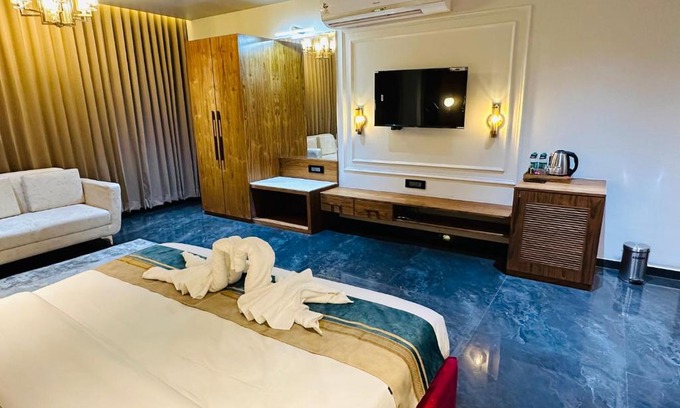 Bedla Complejo | THE LOVE PASSION KARMA CLUB & RESORT