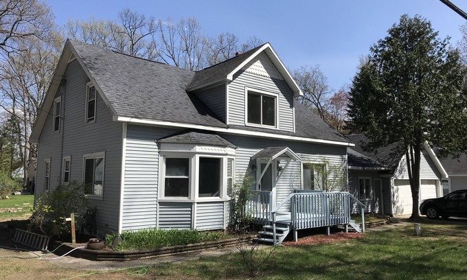 Higgins Lake Casa | LA CABINA PRINCIPAL en True North Cabin Rentals