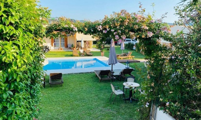 Archaia Olympia Casa | The Mansion of Dionisos and Dimitras 6