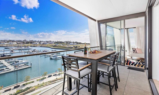 Shell Cove Apartamento | The Marina Outlook - Elevated Views
