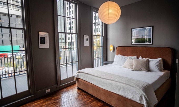 Central Business District Hotel | The Mary Beth - 4BR + Art Gallery