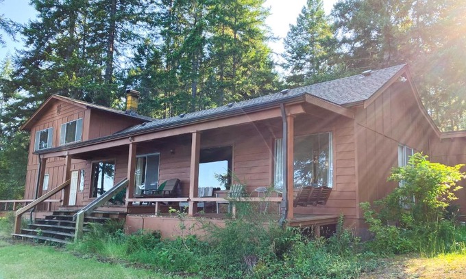 Shelton Casa | The Maw House