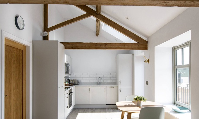 Barnetby Casa | The Mill - Apartamento de 1 dormitorio en una casa de campo con cocina.