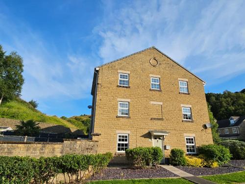 Todmorden Casa | The Milne