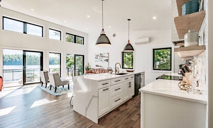 Oxford Casa | The Modern Lakehouse