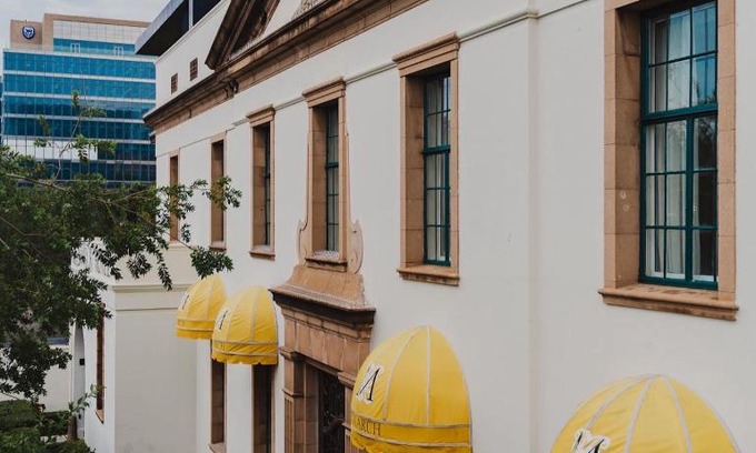 Greater Johannesburg Metropolitan Area Hotel | The Monarch Hotel