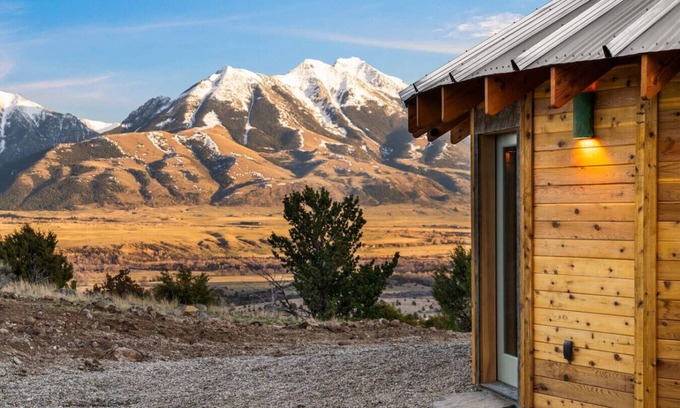 Emigrant Apartamento | The Mountain Yurt (as ft. in Condé Nast)