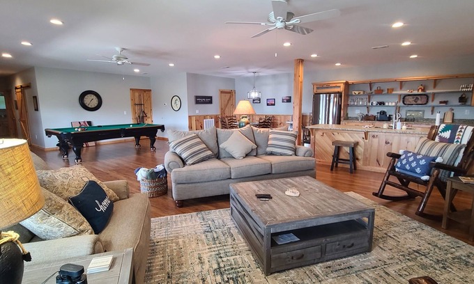 Hayesville Casa | The name says it all! Mountain Sunset Place over Lake Chatuge!