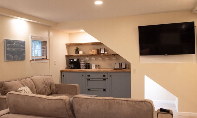 Hammondsport Condominio | The Nautilus at JS Hubbs Guest House