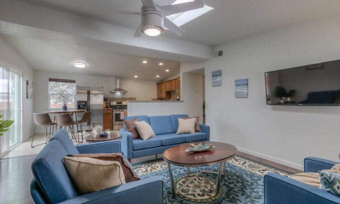 Northeast Heights Casa | The NE Heights Abode - 4 bedroom