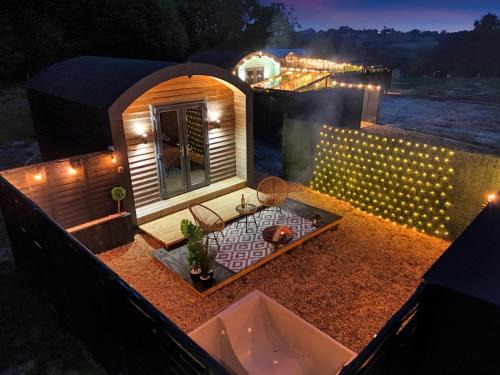 Robertsbridge Otro | The Nest @The Outside Inn