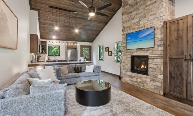 Lake Delton Cabina | The Oak at Treetop Villas