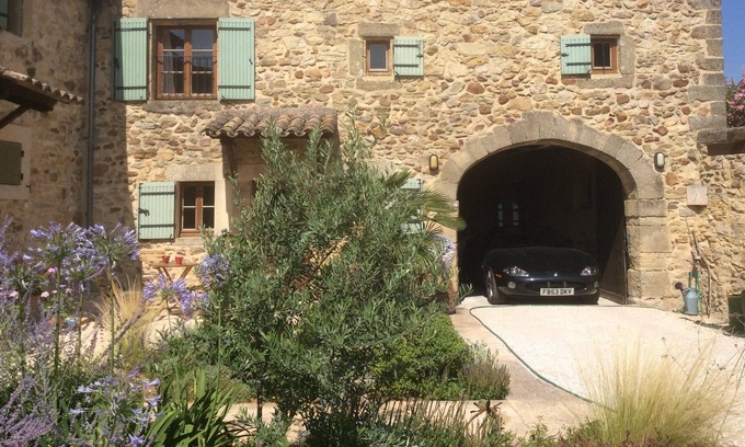 La Bastide-d'Engras Cabaña | El Granero viejo en el pueblo de La Bastide d'Engras cerca de Uzes