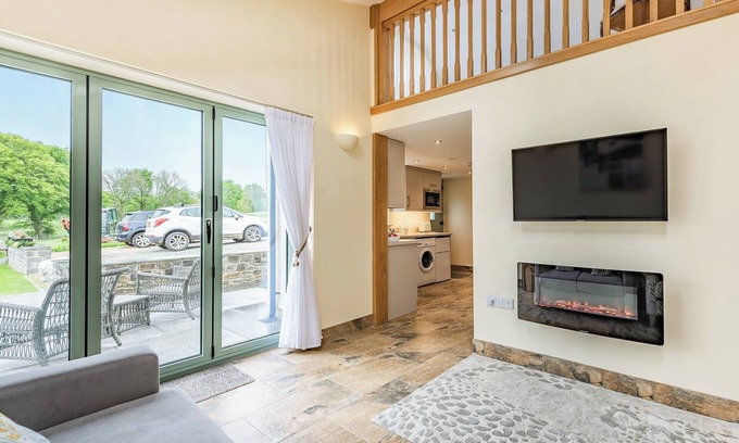 Cilcennin Cabaña | The Old Cow Shed at Ty Hir