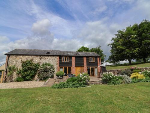 Honiton Casa | The Old Log Shed
