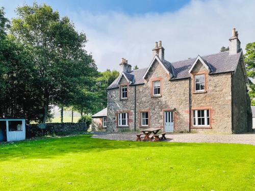 Clova Casa | The Old Manse - Ukc6854