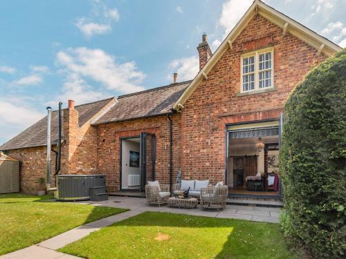 Ganton Casa | The Old School
