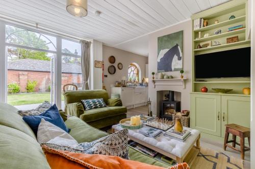 Tunstead Casa | The Ostlery