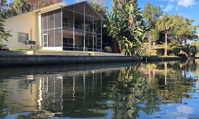 Crystal River Casa | La nutria Casa, Nature Retreat Off Canal Para Kings Bay!