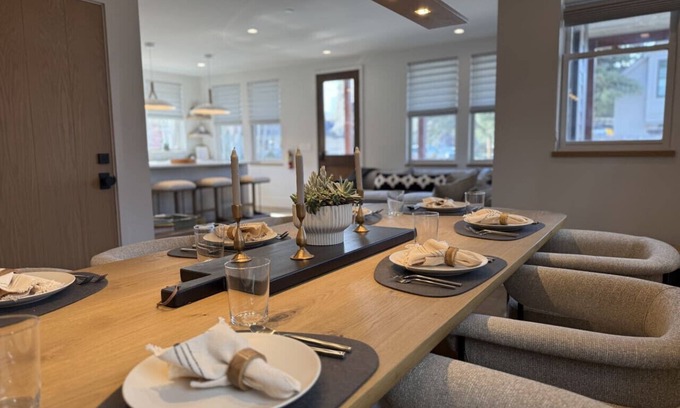 Crested Butte Hotel | The Outpost - Irwin Suite (3 BR)