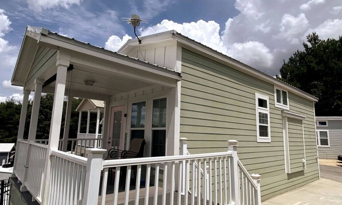 Sherrills Ford Apartamento | The Overlook - A Tiny Home In Sherrills Ford