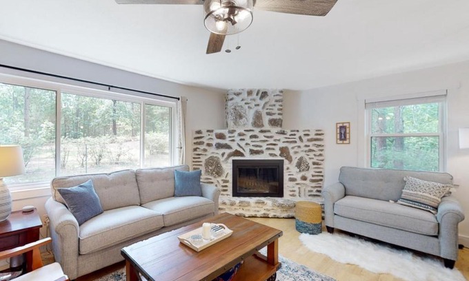 Eureka Springs Casa | The Owl's Nest