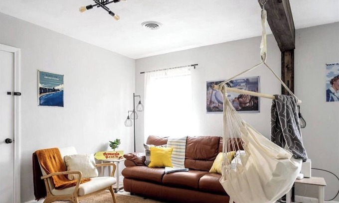 West Pensacola Casa | The PanAm, fire pit, bbq, kid & dog friendly