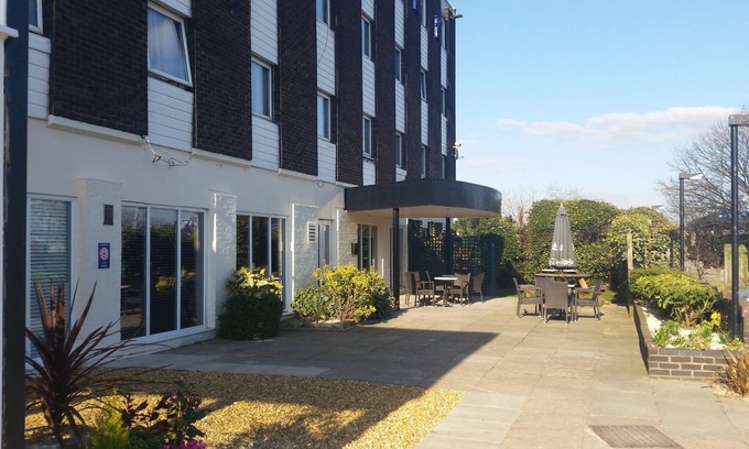 Bootle Hotel | The Park Hotel