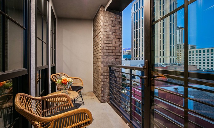 Central Business District Apartamento | The Pelican by Hosteeva