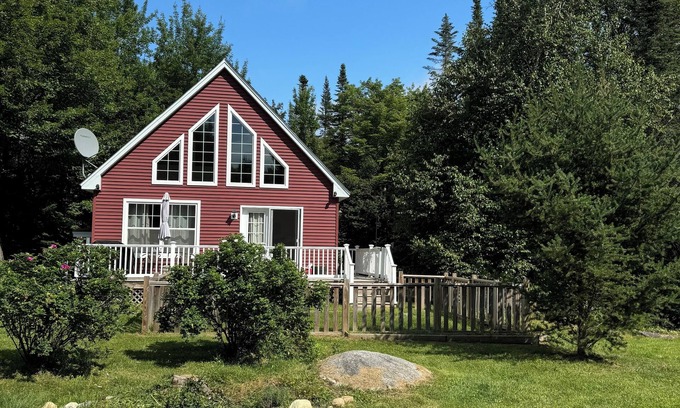 Rangeley Casa | The perfect basecamp haven begins with location. Secluded 3 bedroom 2 bath.