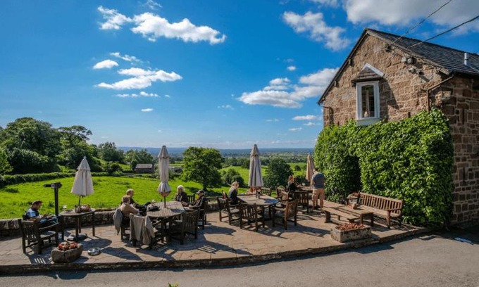 Burwardsley Casa | The Pheasant Inn