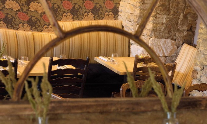 Kelmscott Hotel | The Plough Inn