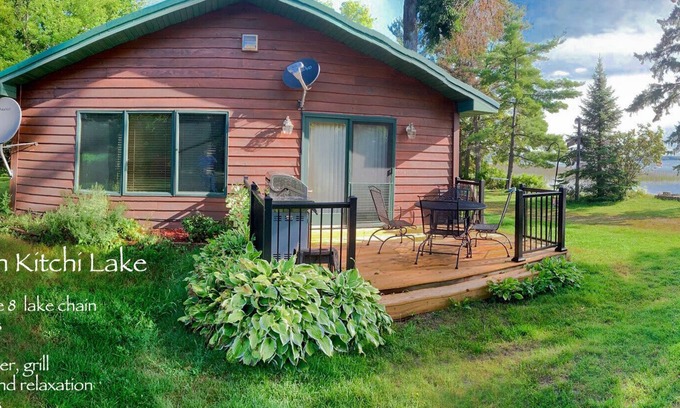 Cass Lake Casa | The Point, ubicado entre 2 orillas, 2 muelles, amaneceres / vistas, playa de arena y 15 acres
