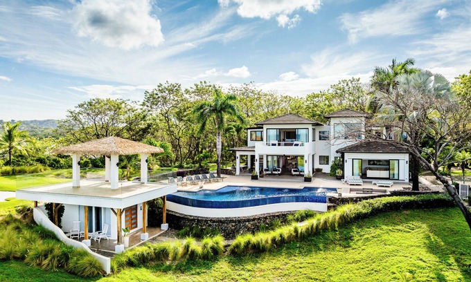 Playa Langosta Villa | The Point Luxury Villa